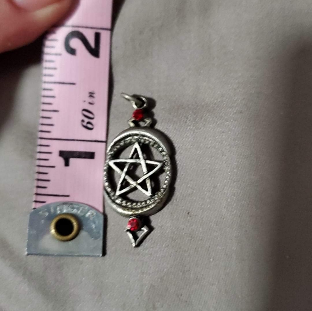 Pentacle pentagram pendant charm